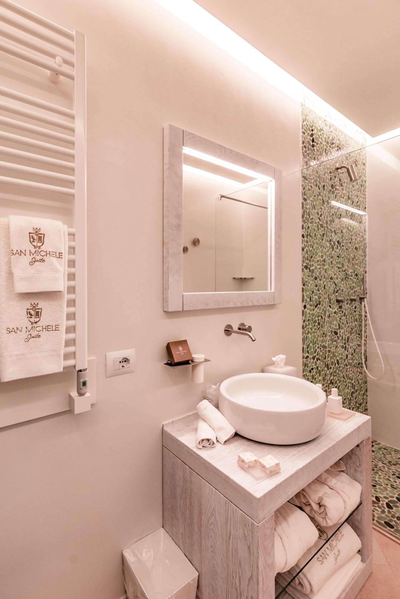 Bathroom in one of the luxury suites in Polignano a Mare at San Michele Suite