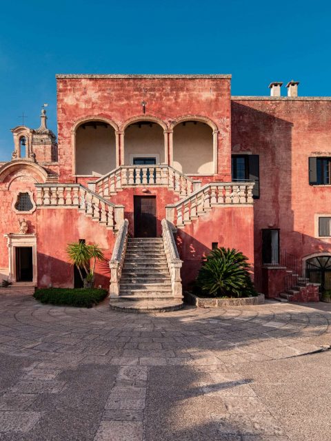 The facade of Masseria Spina Resort in Puglia